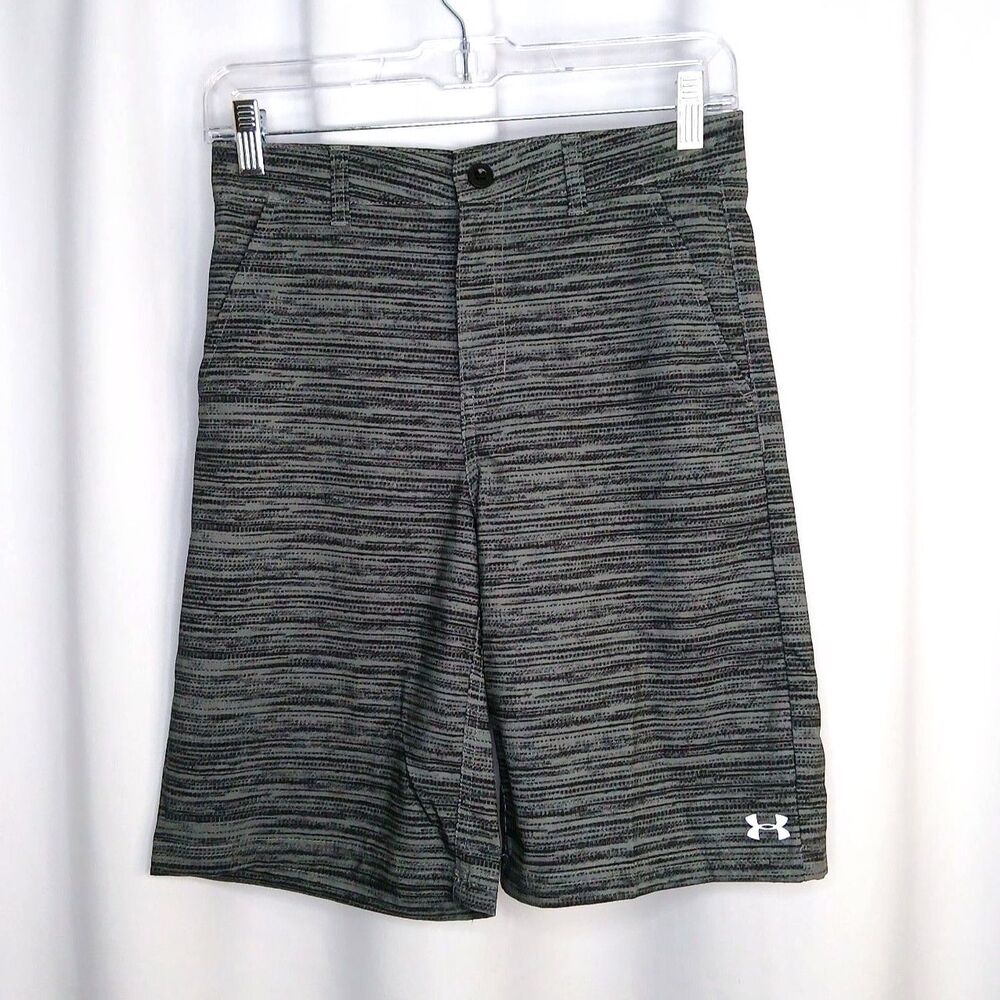 Under Armour Quick Dry Long Shorts Bermuda Athletic Pockets Stretch Gray Boys 16